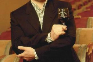 LA MAREMMA “STREGA” GLI ENOLOGI BORDOLESI: SBARCA A “PETRA”, LA CANTINA D’AUTORE DI SUVERETO, PROPRIETA’ DEL GRUPPO TERRA MORETTI, L’ENOLOGO FRANCESE PASCAL CHATONNET, CONSULENTE DI AZIENDE DEL CALIBRO DI CHÂTEAU COS’ D’ESTOURNEL E VEGA SICILIA